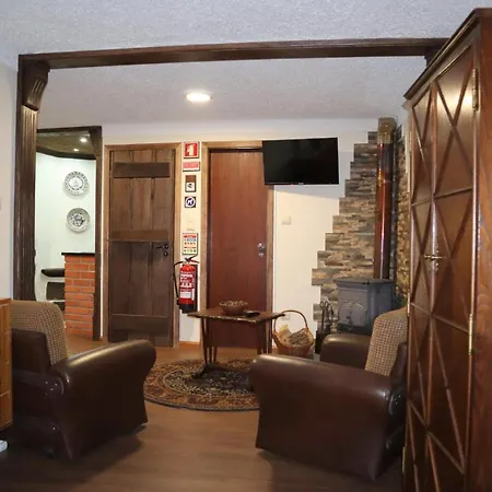 Casa Velha Do Fumeiro Dom wakacyjny