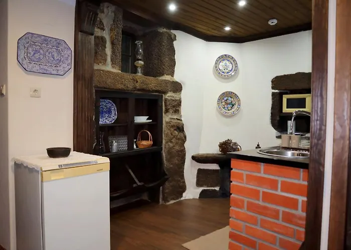 Casa de Férias Casa Velha Do Fumeiro *